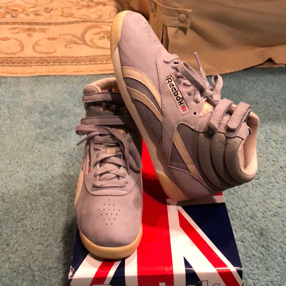 Women’s Reebok Classic Size 8.Great condition.